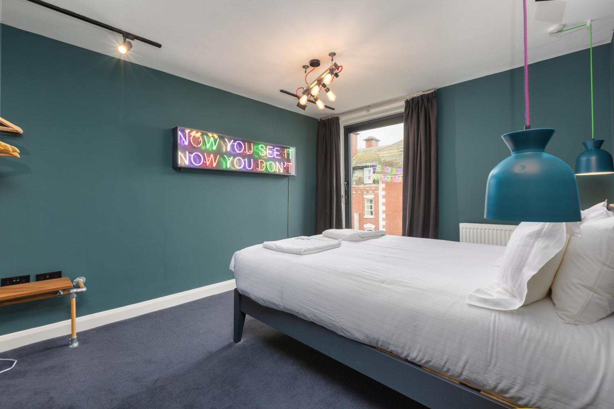 Art Hotel 2*